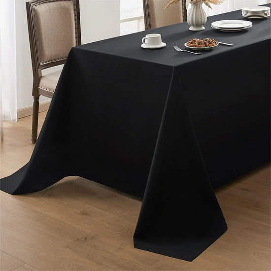 White Stain-Resistant Polyester Tablecloth – Rectangle
